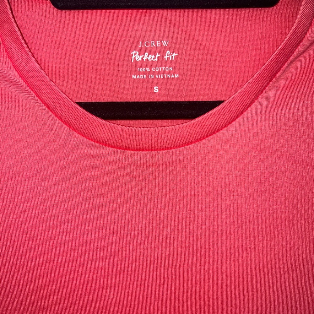 J.Crew Perfect Fit tshirt. Size Small. Light grey. NWT